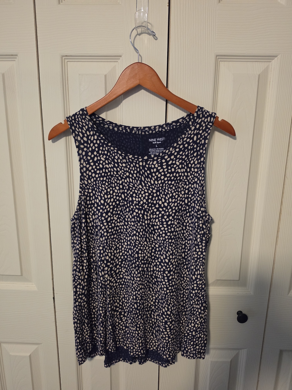 Nine West Navy and White Sleeveless Printed Top